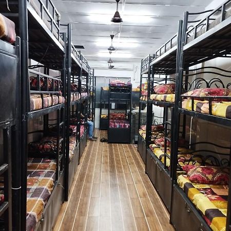 Shree Balaji Ac Dormitory Hostel Thane Buitenkant foto